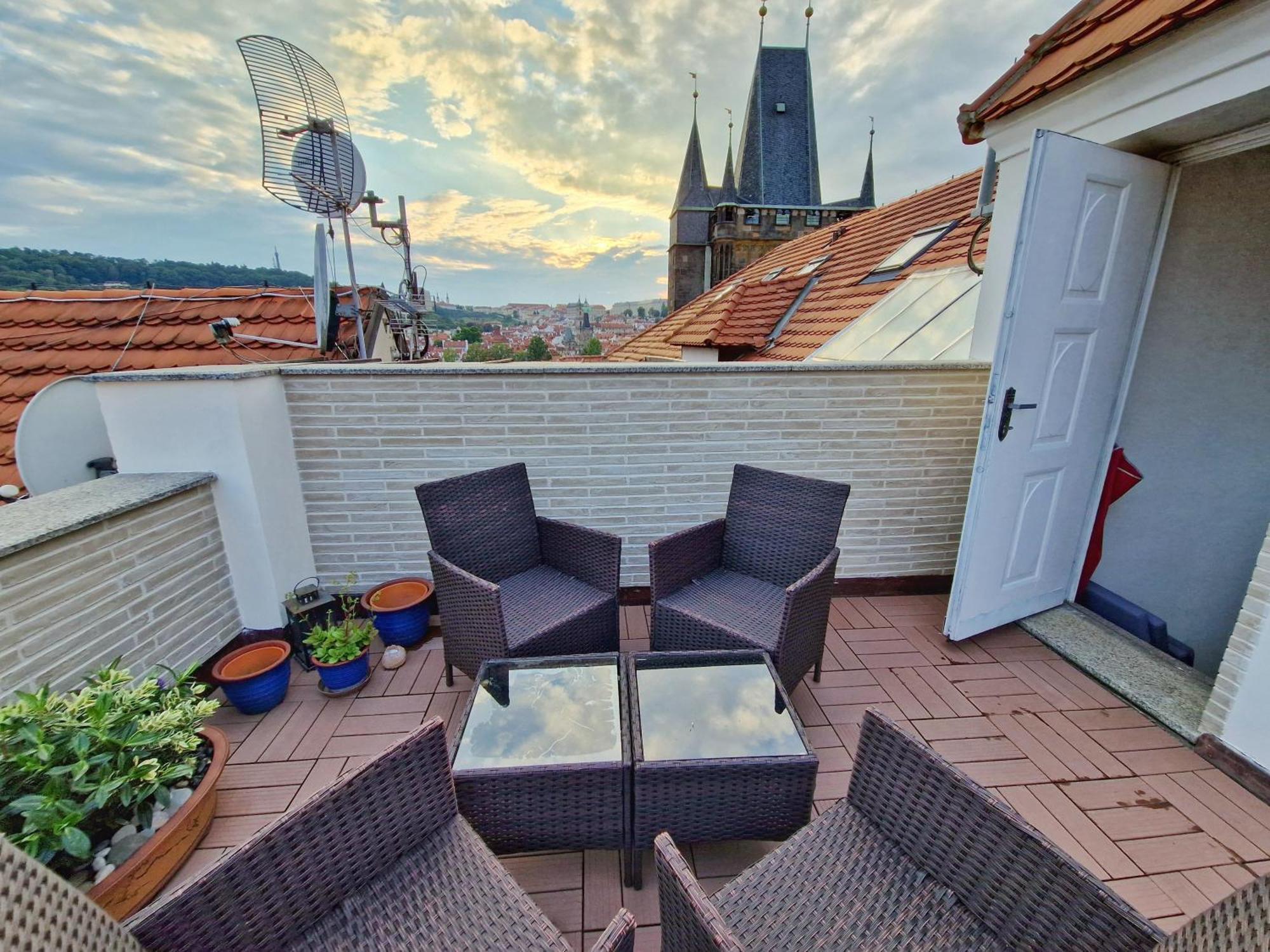 Studio Karluv Most Praga Zewnętrze zdjęcie